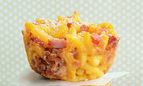 Ham and Mac & Cheese Muffins Lunch Idea