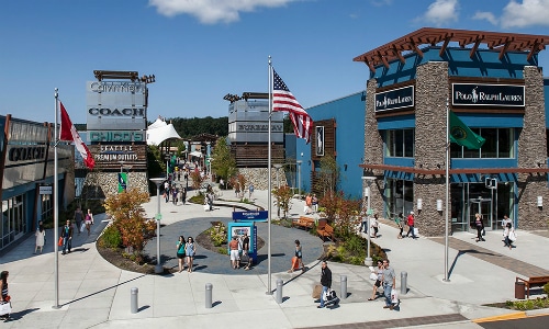 Seattle Premium Outlets