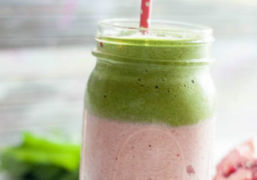 Strawberry Pomegranate Green Smoothie Recipe