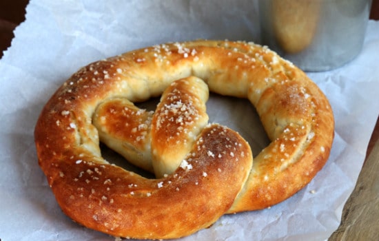 Auntie Anne’s Style Gluten Free Soft Pretzels Recipe