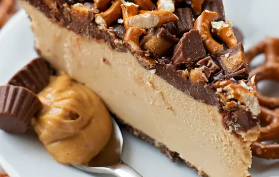 Frozen Peanut Butter Pretzel Pie Recipe