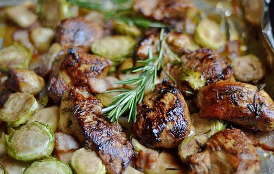 Rosemary Balsamic Sheet Pan Chicken with Bacon and Apples Paleo Recipe