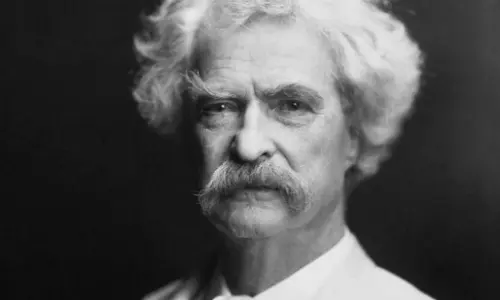 Author Mark Twain