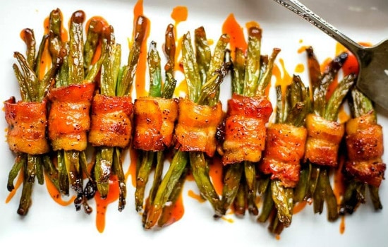 Bacon-Wrapped Green Bean Bundles