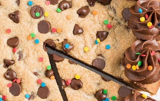 Chocolate Chip Cookie Cake Recipe