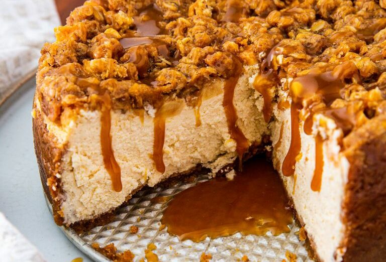 Apple Crisp Cheesecake Recipe