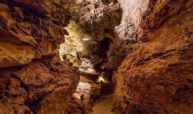 Wind Cave, South Dakota