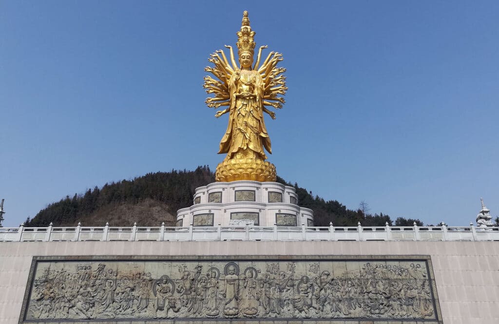 Guishan Guanyin of the Thousand Hands and Eyes Statue