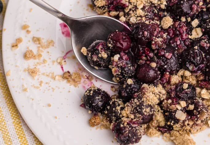 Air Fryer Blueberry Crisp