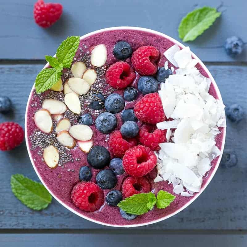 Coconut Berry Smoothie Bowl