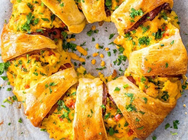 Crescent Bacon Breakfast Ring