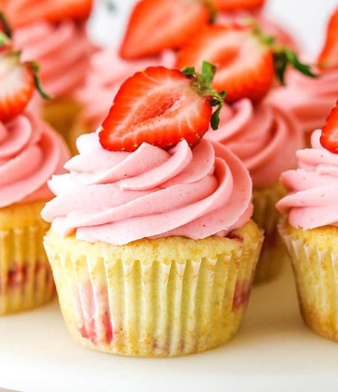 Fresh Strawberry Cupcakes