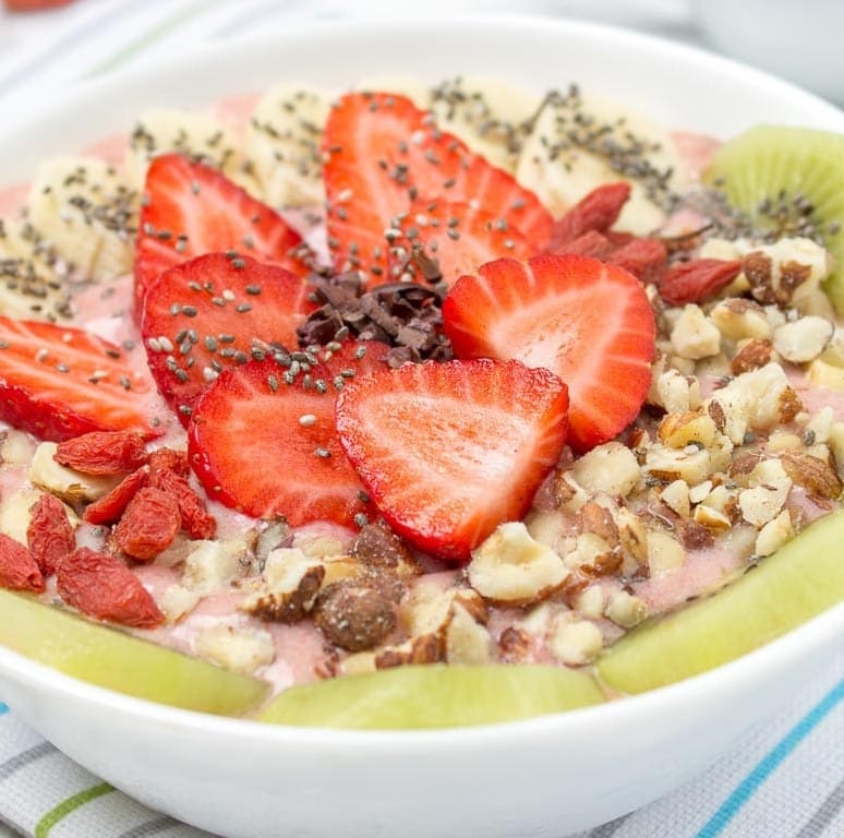 Strawberry Ginger Smoothie Bowl