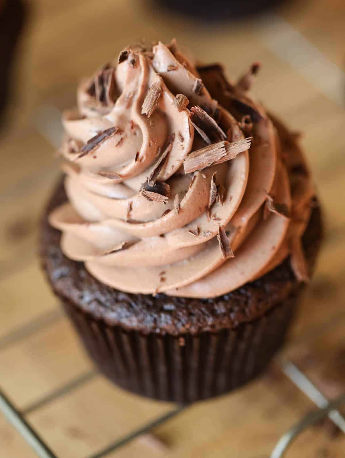 Super Moist Chocolate Cupcakes