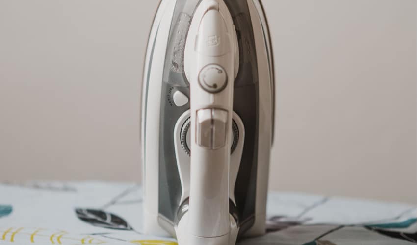 Top Clothes Irons