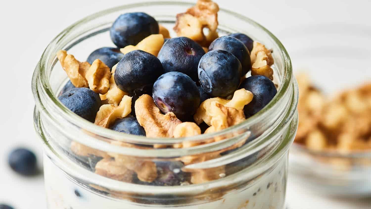 Blueberry Almond Overnight Oats