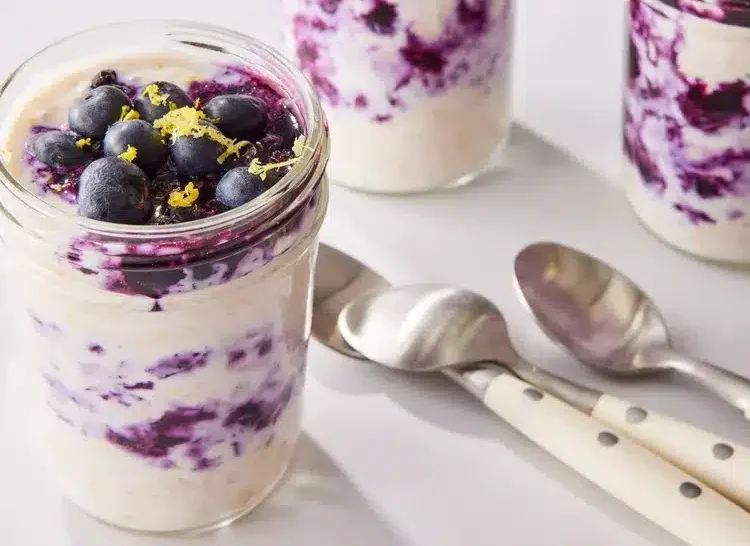 Lemon-Blueberry Overnight Oats