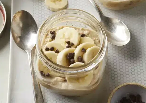 Peanut Butter-Chocolate Chip Overnight Oats with Banana