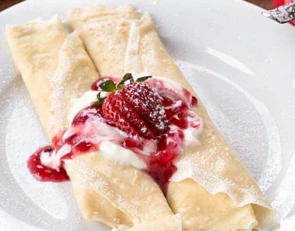Strawberry Cheesecake Crêpes